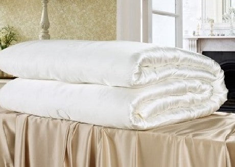 Athena 100% Pure Silk Premium Duvet
