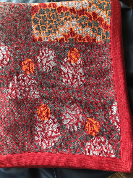Jacquard Red/Orange Pattern in Merino Wool